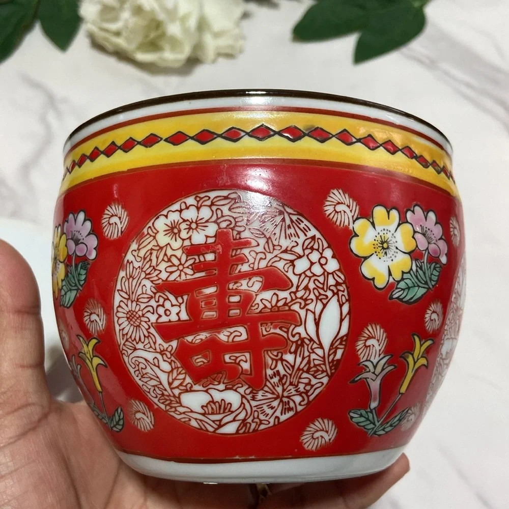 Vintage Chinese Qianlong Porcelain Jar Red Enamel Lidded Stamped Floral Design